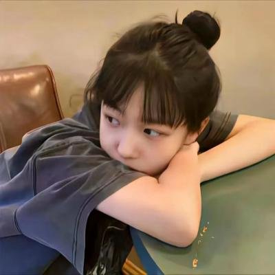 爱长颈鹿的女人